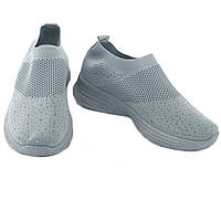 Кросівки м'які текстильні з камінням жіночі сірого кольору на сірій підошві без шнурівки