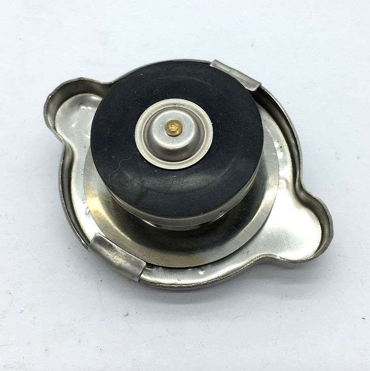 Кришка радіатора двигуна R-175/180 (d-57/38,5 mm, з клапаном) (CH)