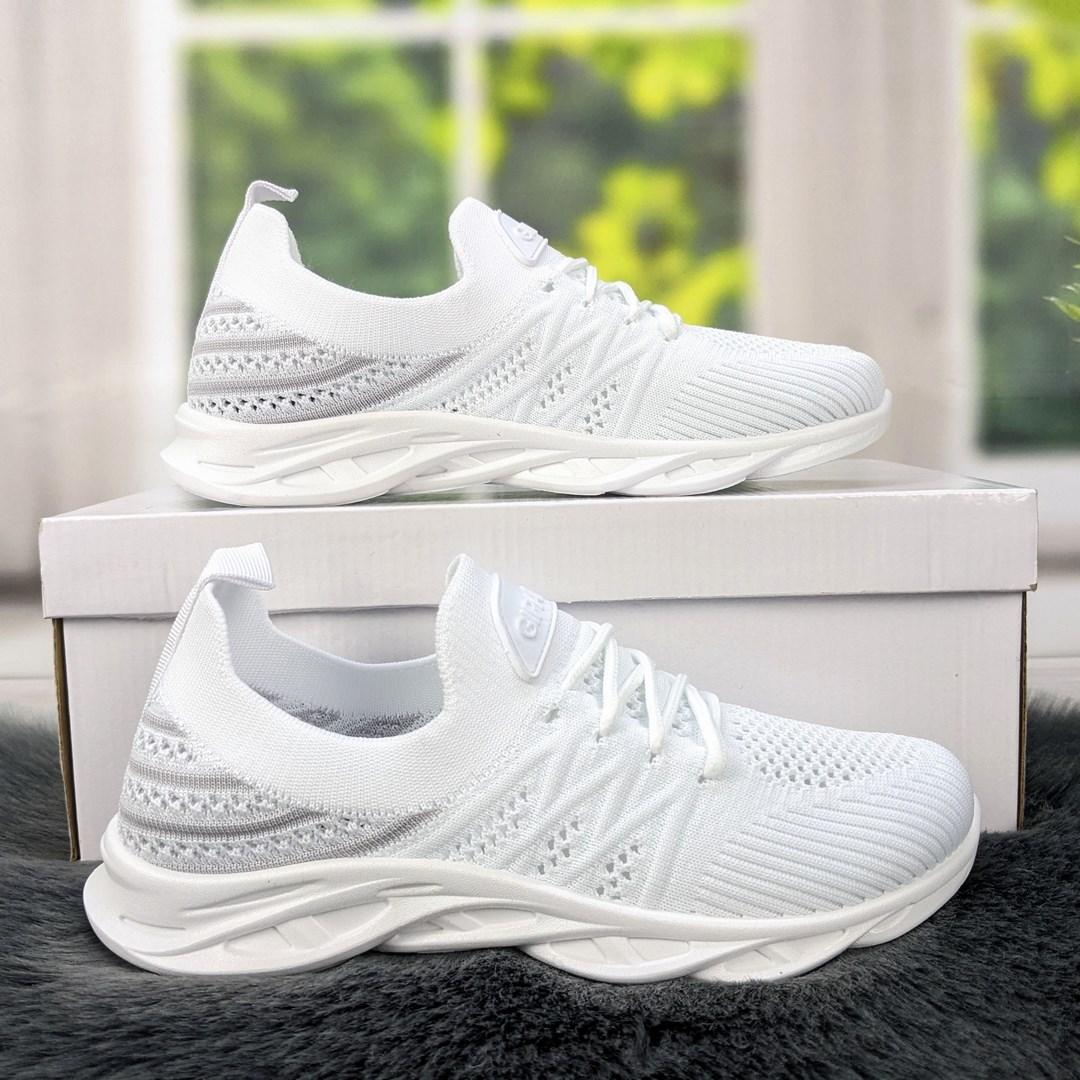 Кросівки жіночі білі з сірими смужками текстильні Гіпаніс 4395, фото 1