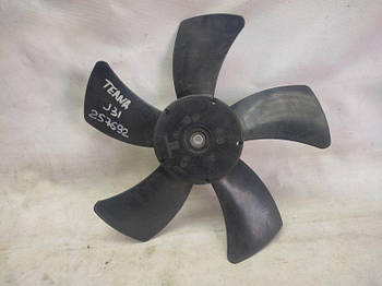 Крильчатка вентилятора основного радіатора