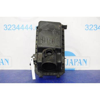 Корпус повітряного фільтра SCION TC 04-10 17705-28190