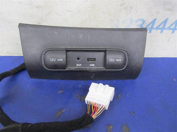 USB адаптер KIA SOUL PS 13-19 96120-B2000