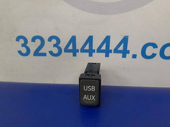 USB-адаптер LEXUS IS250/350 06-12 86190-53040