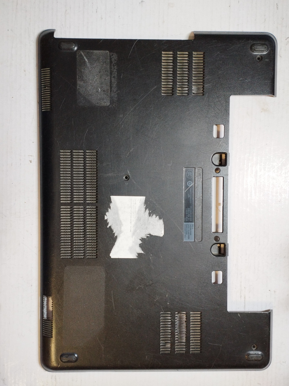 Уцінка! Dell Latitude E5440 Корпус E (Сервісний люк) (AP0WQ000D00) бу
