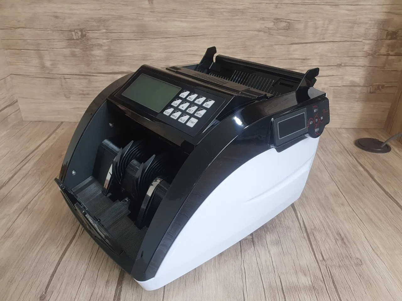 Портативные счетчики банкнот купюросчетная машина аппарат для проверки купюр машинка для счёта денег PMX - фото 8 - id-p2108317250
