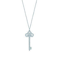 Элегантное серебряное ожерелье Fleur de Lis Key от Tiffany & Co: Утонченность в каждой детали