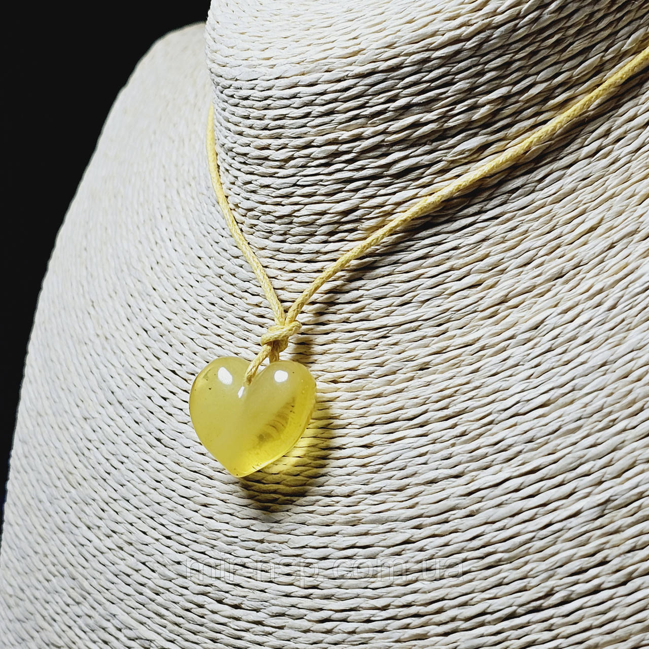 Кулон Сердечко100% натуральний бурштин вага 3,1г, фото 1