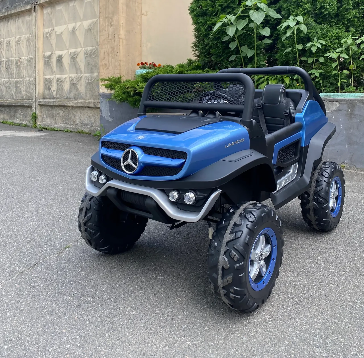 Дитячий електромобіль на акумуляторі джип Mercedes M 4133 на радіокеруванні для дітей 3-8 років синій