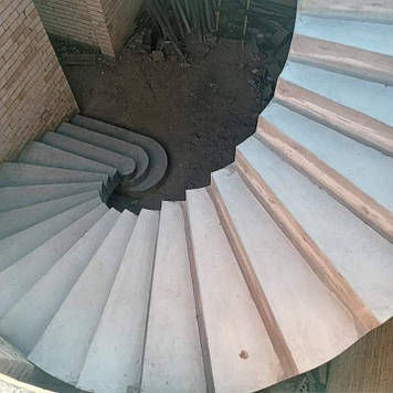 Сходи монолітні на 2 поверх "180 градусів"