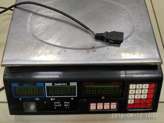 Обрыв кабеля питания. Некачественный кабель. Обрыв кабеля питания китайских весов
