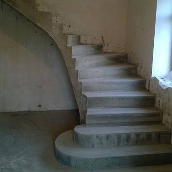 Заливання бетонних сходів розрахунок