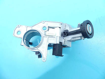 ЕБУ ECU Блок керування двигуном Opel Zafira B 1.9 cdti