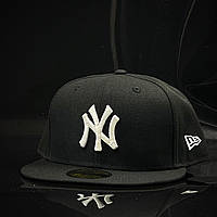 Оригінальна чорна кепка з прямим дашком New Era 59FIFTY MLB New York Yankees Fullcap