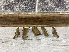 Плінтус 'Комфорт' горіх, 23,2 мм x 60 мм x 2500 мм.