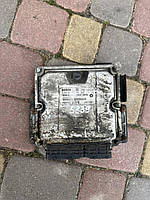 Блок модуль компьютер двигателя Chrysler Voyager 2.5 CRD 04727665AB