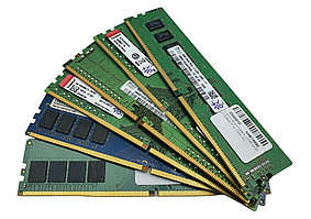 Оперативна пам'ять DDR4 8GB 2133MHz PC4-17000 б/в