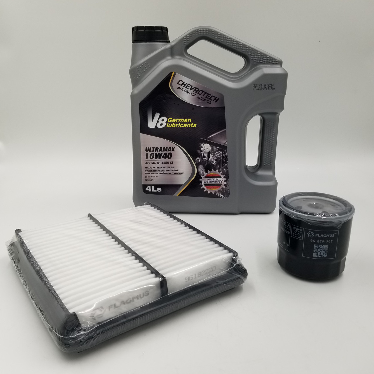 Мастило  V8 ULTRAMAX 10W-40 і фільтра Ланос, Сенс (мастило+фільтр повітряний+олійний)