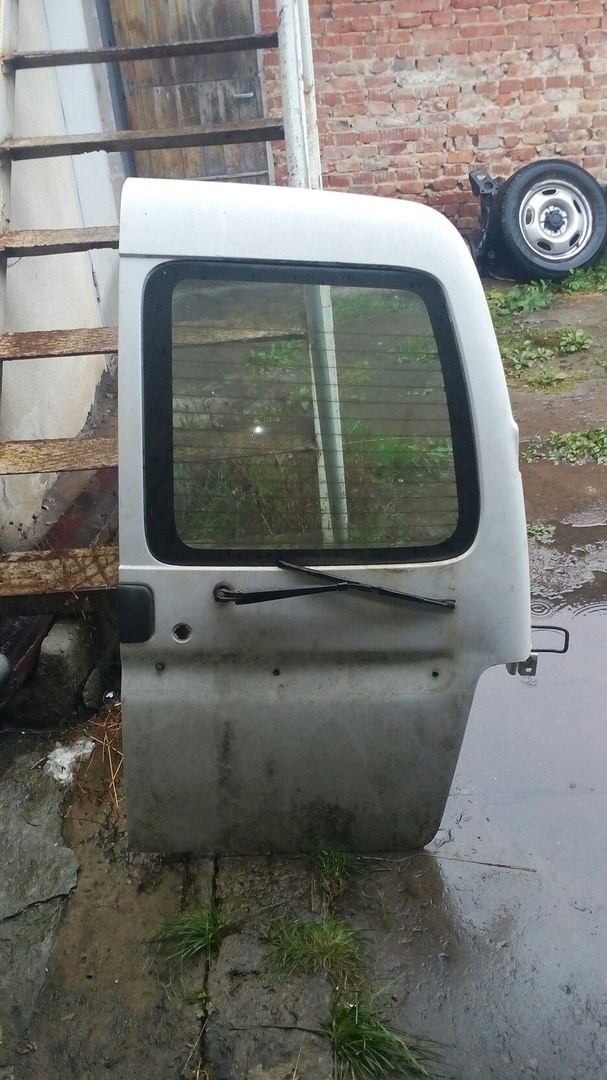 Б/у двері задня права Citroen Berlingo ,Peugeot Partner 1997-2002