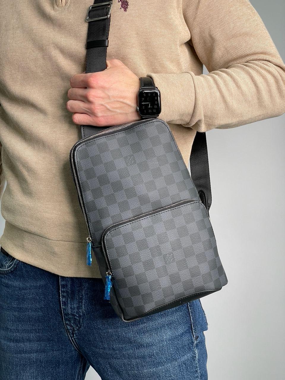 Сумка-слінг чоловіча Louis Vuitton чорна картата з подарунковою коробкою