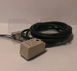 Безконтактний, індуктивний датчик на метал Autonics PSN178DP PNP NO 8 mm