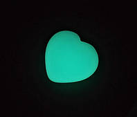 Сувенірний камінь Онікс блакитне світіння у формі серця 37х40 (+-) мм