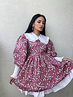 Короткое платье в цветочный принт с белым воротником и рукавами фонариками с манжетами (р. 42-46) 66035558Q Розовый