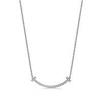 Элегантное серебряное ожерелье Medium Smile Pendant от Tiffany & Co: Радость в каждой детали