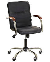 Офисные кресла из экокожи Самба-RC Хром орех Nappa 01 без канта на колесиках с деревянными подлокотниками AMF