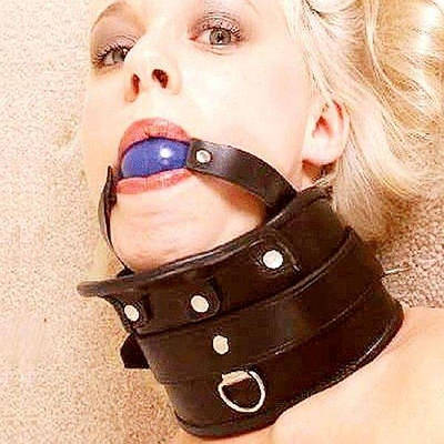 Шкіряний чорний нашийник з кляпом в рот для гострих БДСМ-відчуттів Talla