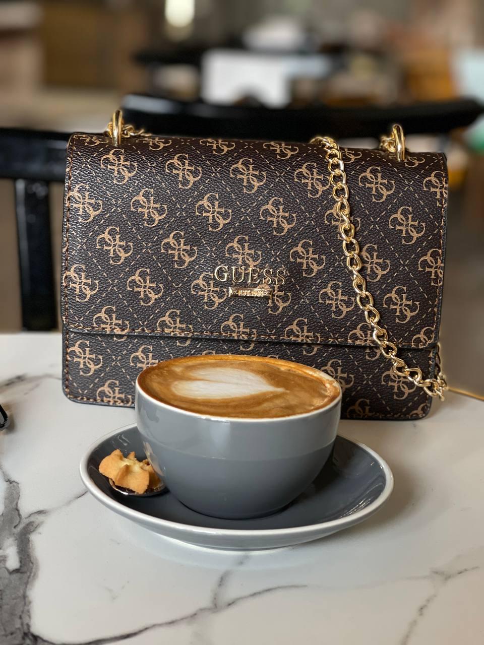Жіноча сумка Guess Mini Bag Brown (Коричнева) Сумка Міні екошкіра 1 відділення на металевому золотистому ланцюжку, фото 1
