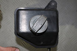 Бачок гур гидроусилителя руля 4E0422371J Audi A8 D3/4E 2002-2009