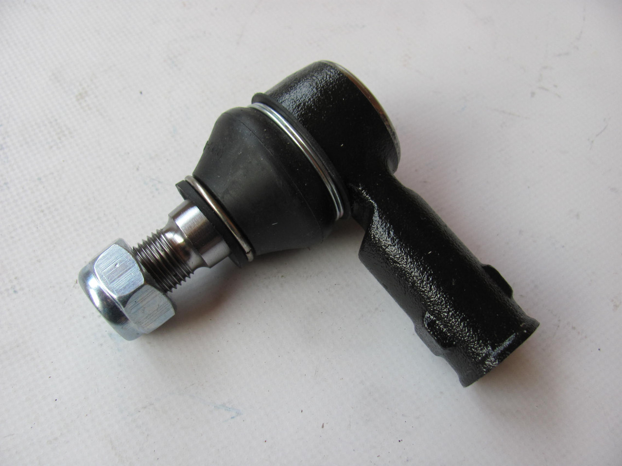 Наконечник рульової тяги на MB Sprinter, VW LT 1996-2006 — FEBI (Німеччина) — FE12197