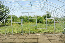 Споруджуємо теплицю своїми руками