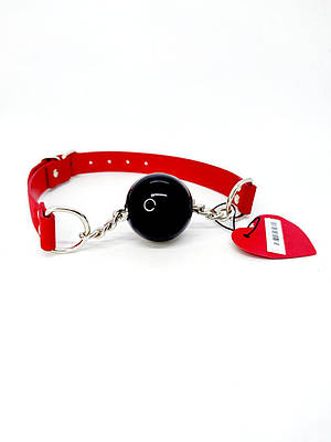 Силіконовий кляп кулька в рот БДСМ з ланцюжком червоно чорного кольору DS Fetish розмір M Love&Life