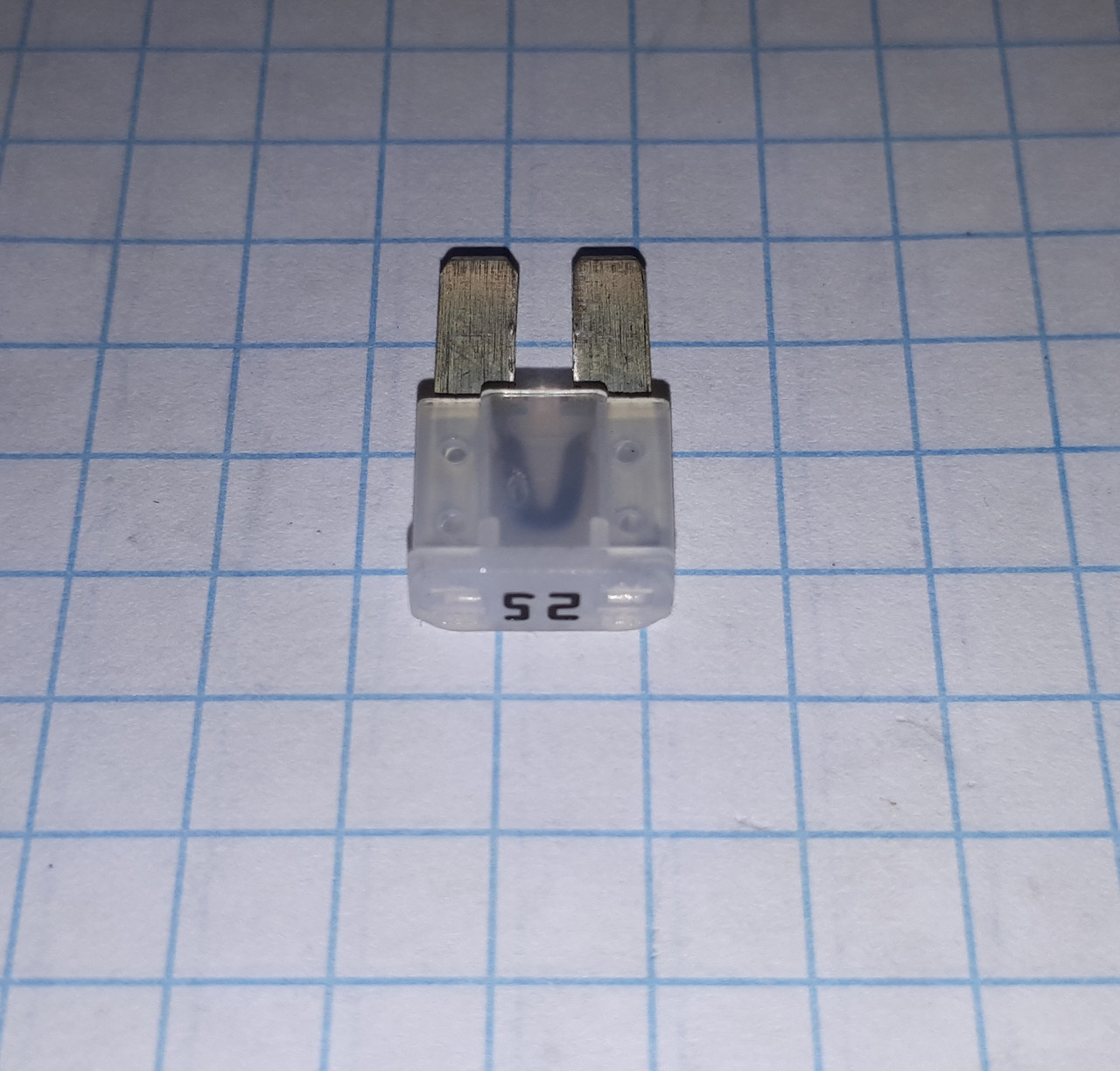 Запобіжник плоский євро micro2 25А Tesla