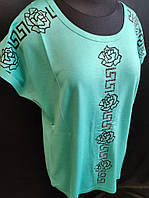 Жіноча футболка на літо