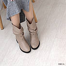 Шкіряні зимові бежеві напівчобітки на невеликому підборі, фото 6