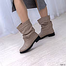 Шкіряні зимові бежеві напівчобітки на невеликому підборі, фото 7