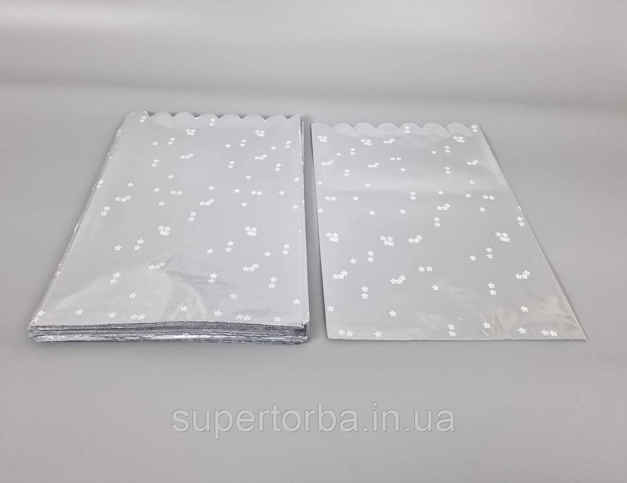 Пакет із малюнком для пакування подарунків (25*40) No427 (3) фольгований (ажурний) "Ромашки" (100 шт.), фото 1