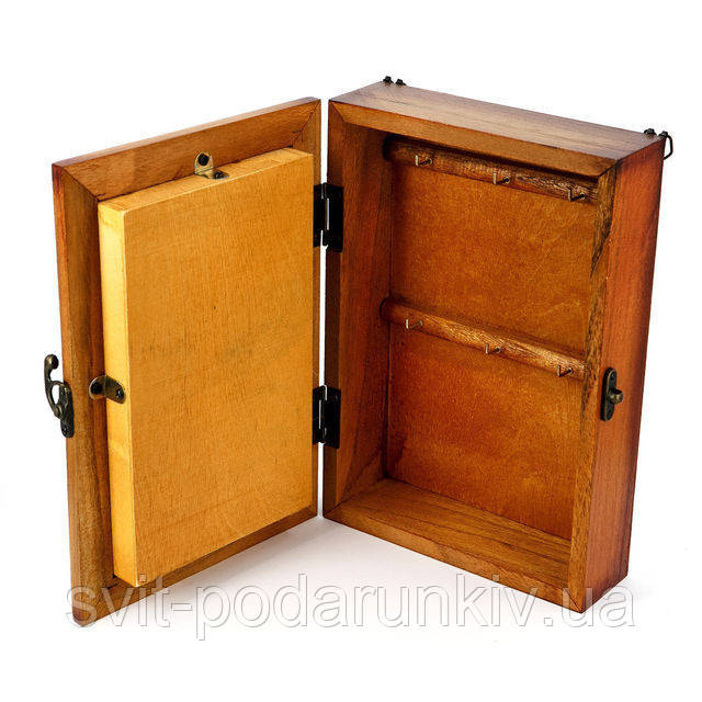 ключница с декором ключница с декором