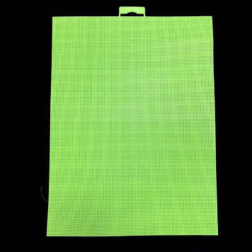 Канва пластикова каунт 14 28х21 см, колір салатовий