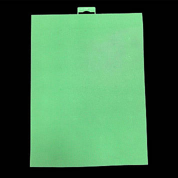Канва пластикова каунт 14 28х21 см, колір блідно-зелений 913