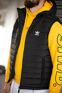 Мужская жилетка Adidas весенняя осенняя безрукавка с капюшоном черная спортивная на парня