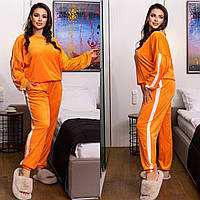 Женский велюровый домашний оранжевый комплект из кофты и штанов с лампасами 50-52