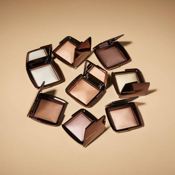 Hourglass compact 2024