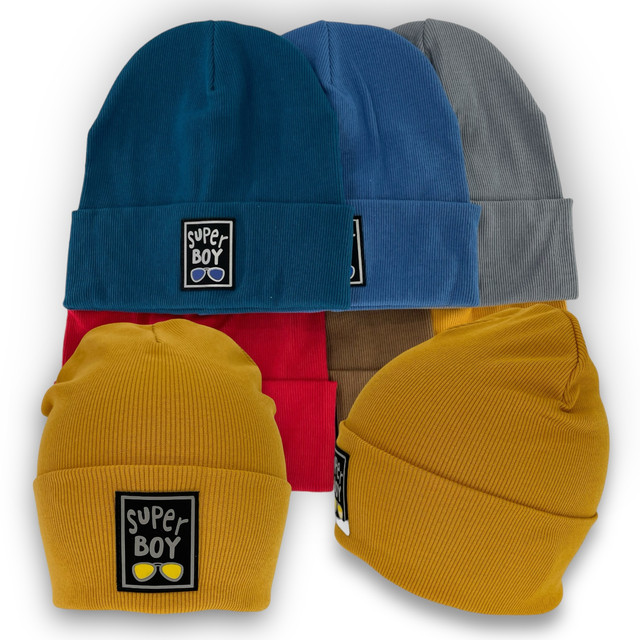 Одинарная трикотажная шапка с отворотом для мальчика