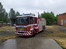 Виробництво та заміна лобового скла триплекс на пожежній машині Dennis Sabre у Нікополі (Україна). 6