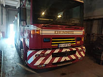 Виробництво та заміна лобового скла триплекс на пожежній машині Dennis Sabre у Нікополі (Україна). 15