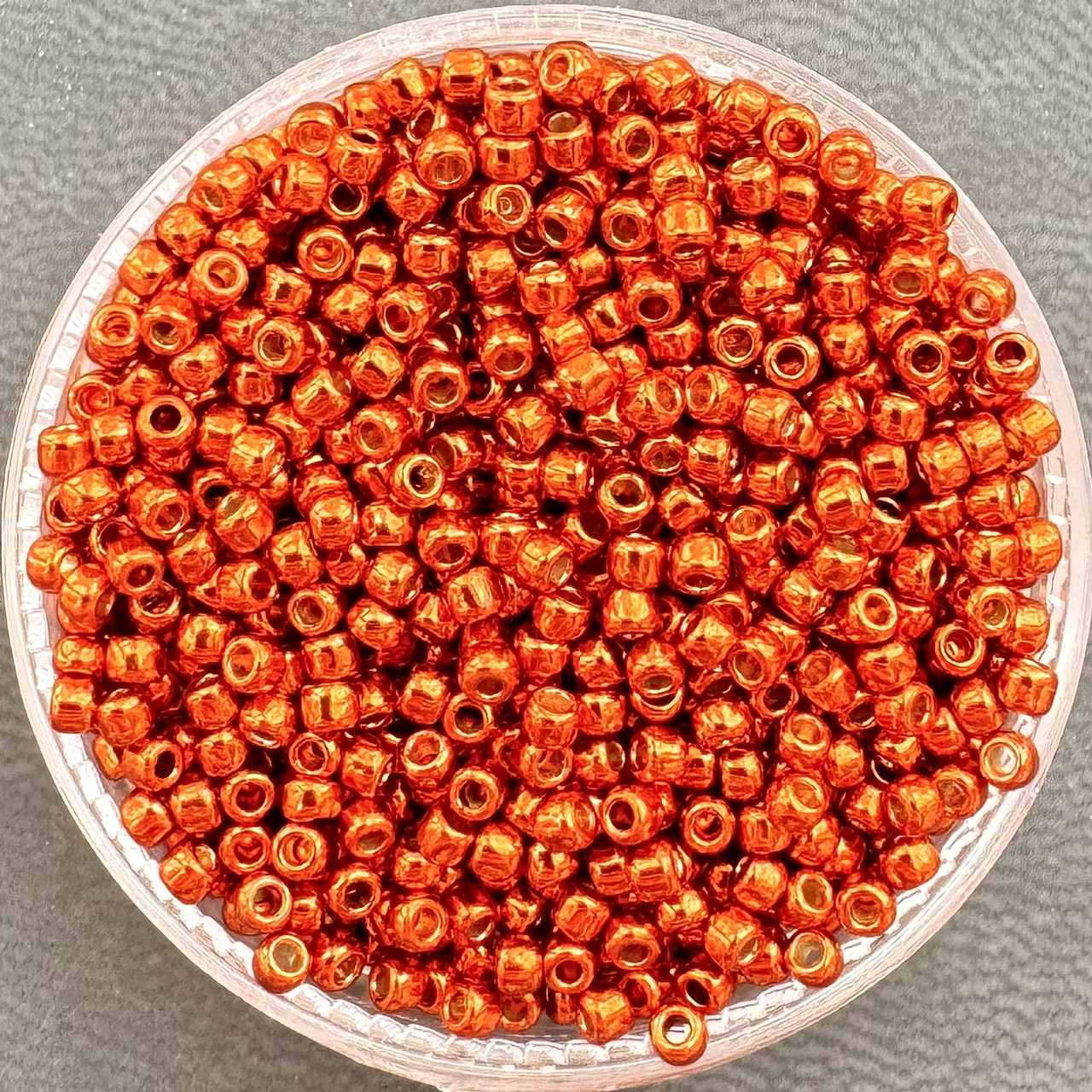 Бісер круглий TOHO TR-11-PF562