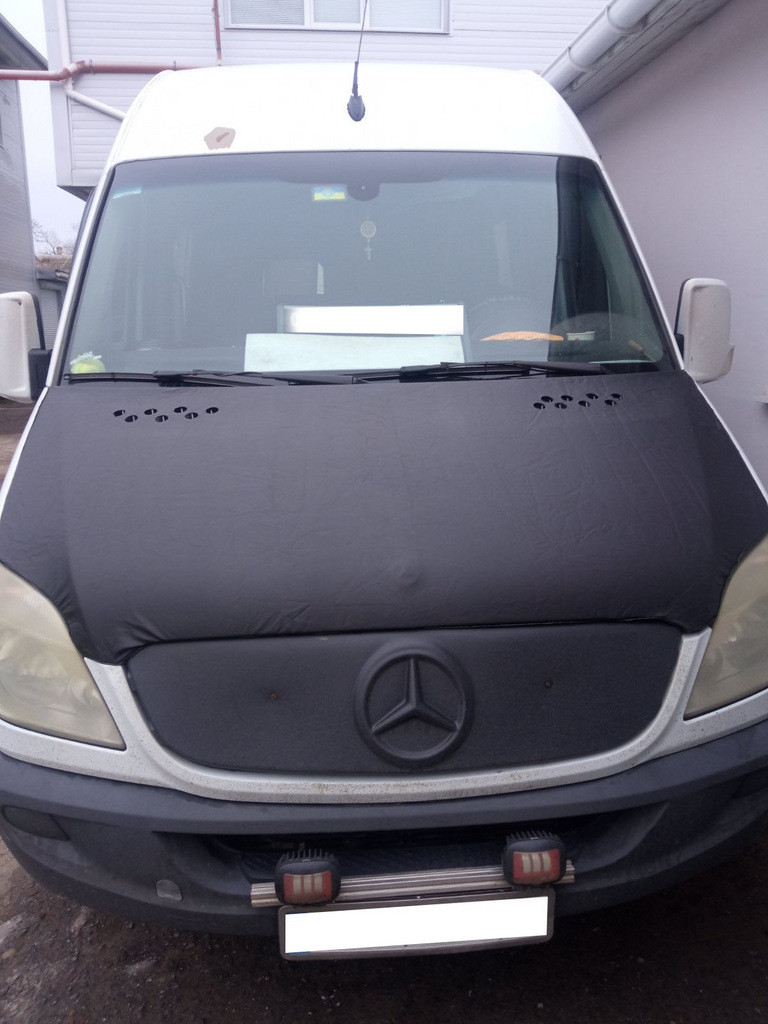 Чехол капота 2006-2013 (кожазаменитель) для Mercedes Sprinter - фото 3 - id-p2111193913